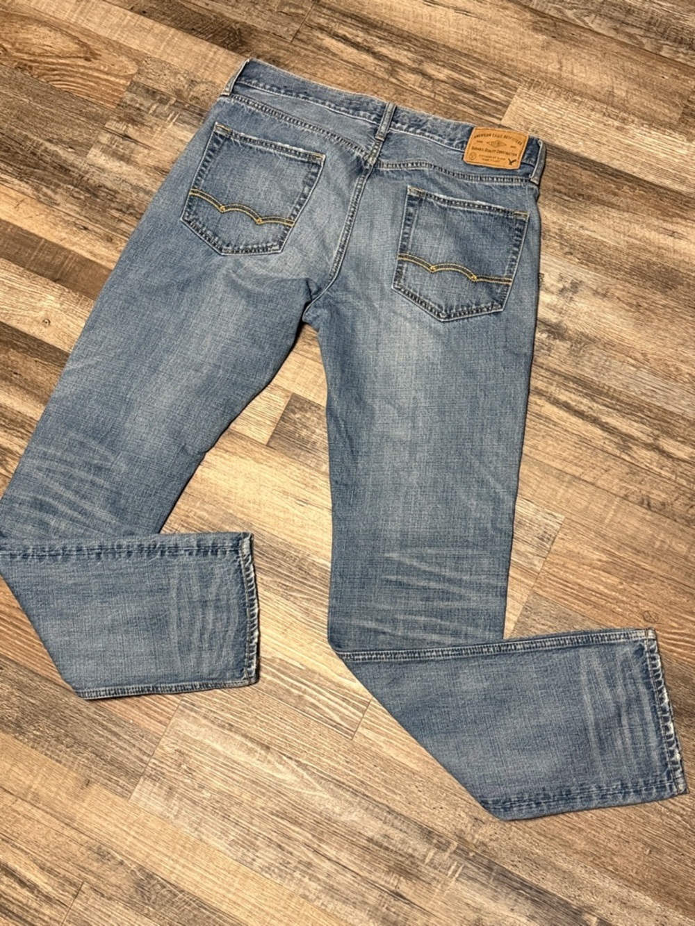 American Eagle Outfitters Men’s Light Blue Wash Slim Straight Jeans 34x36 - Picture 4 of 5